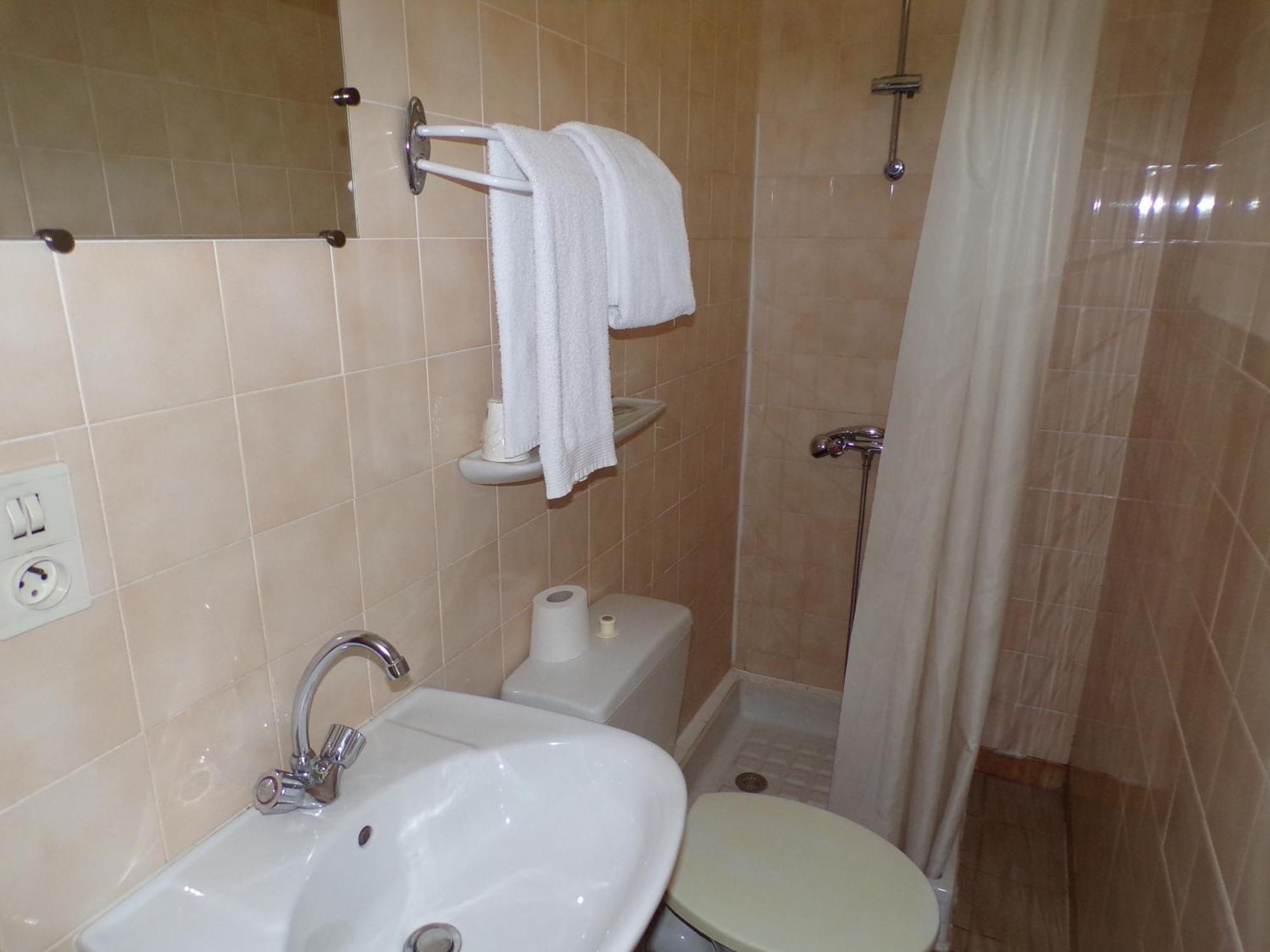Le Relais De Boralde Hotel Espalion Exterior photo