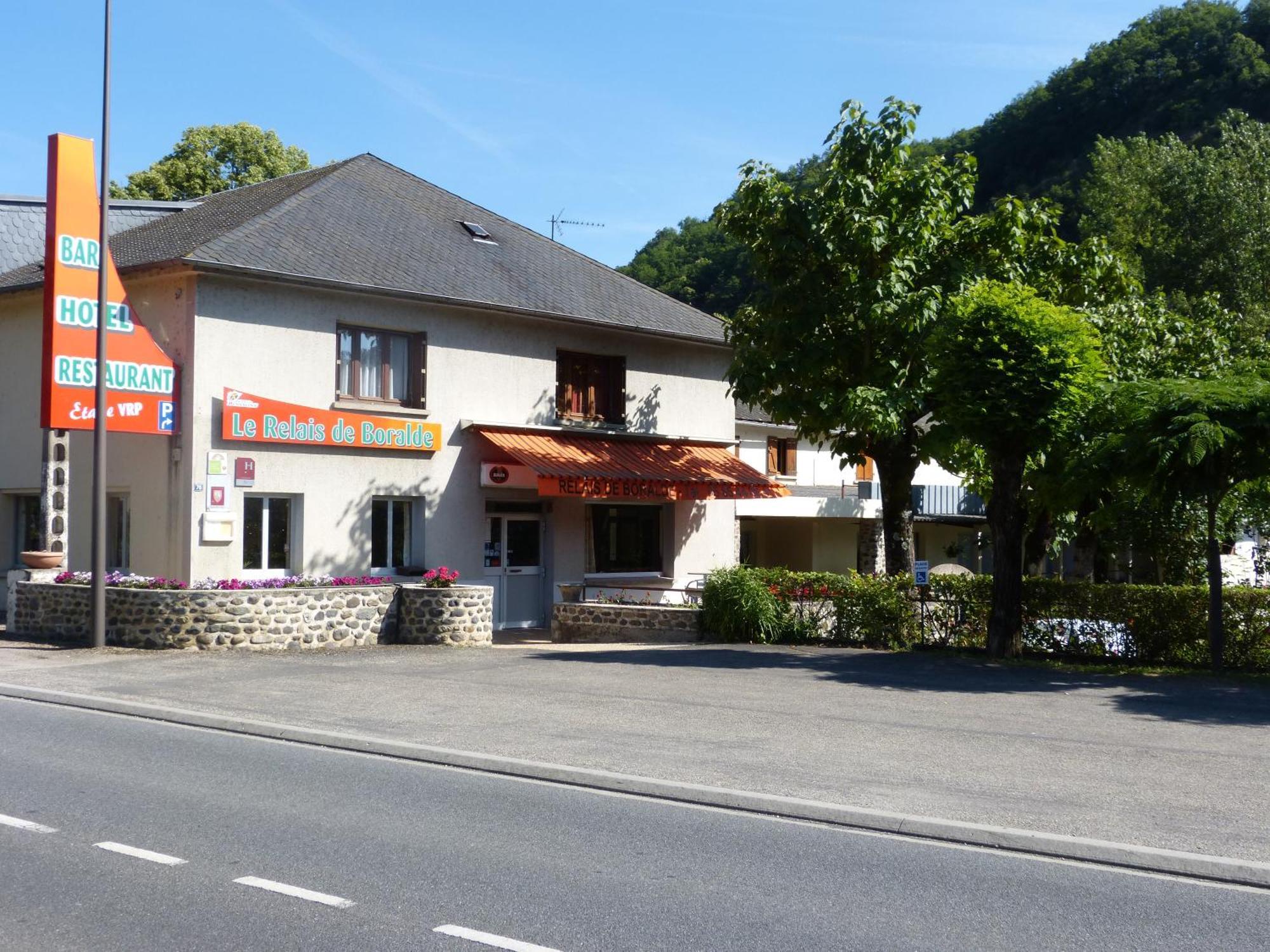 Le Relais De Boralde Hotel Espalion Exterior photo