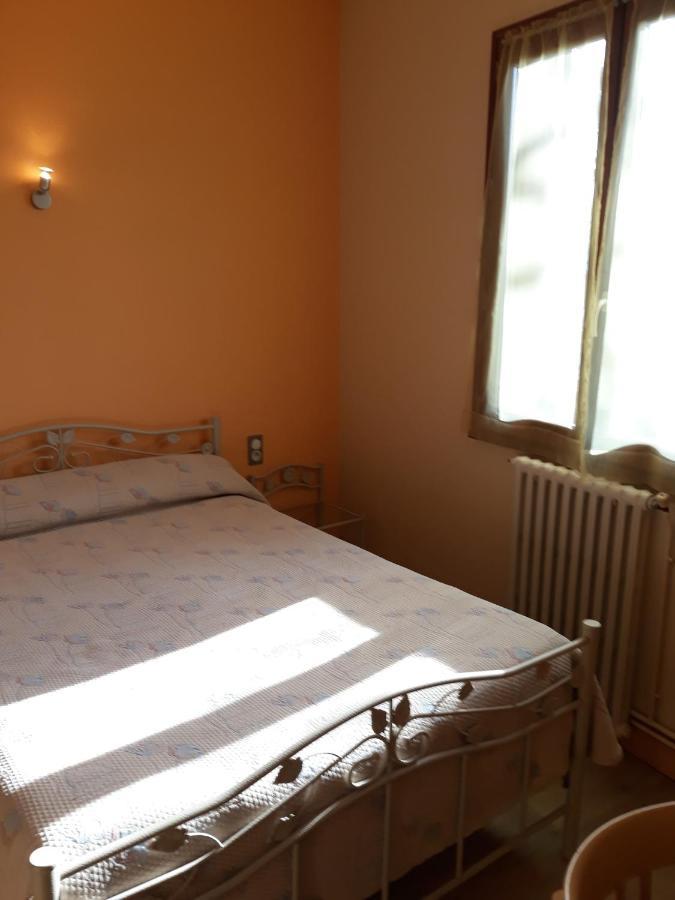Le Relais De Boralde Hotel Espalion Exterior photo